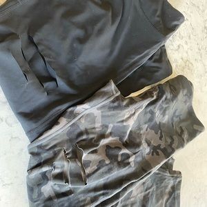 Zyia Slash Leggings black and camo 8-10